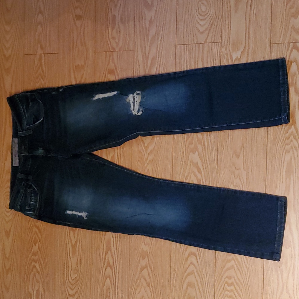 Distressed Guess jeans, size 25 - Picture 2 of 4